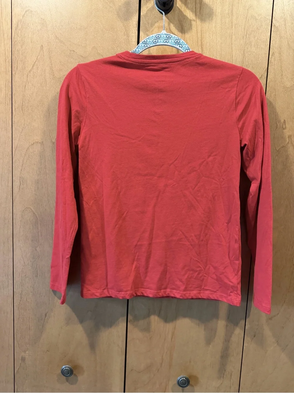 The Grinch Epic Threads Red Long-Sleeve Grinch & Cindy loo who Graphic Tee